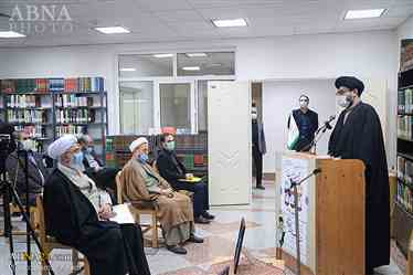 گزارش تصویری از حضور آیت الله رمضانی در کتابخانه استاد خسروشاهی (ره)