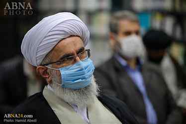 گزارش تصویری از حضور آیت الله رمضانی در کتابخانه استاد خسروشاهی (ره)