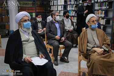 گزارش تصویری از حضور آیت الله رمضانی در کتابخانه استاد خسروشاهی (ره)