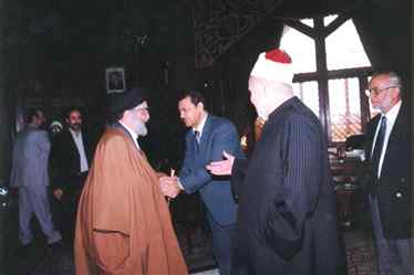 مرحوم دکتر سید محمد طنطاوی (شیخ الازهر سابق)، شیخ دکتر احمد طیب (شیخ کنونی الازهر)، استاد سید هادی خسروشاهی - (قاهره)