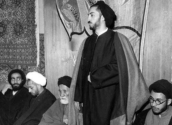 موازین شرعی مبارزات نواب صفوی و فدائیان اسلام؛ گفتاری از استاد خسروشاهی (بخش نخست)