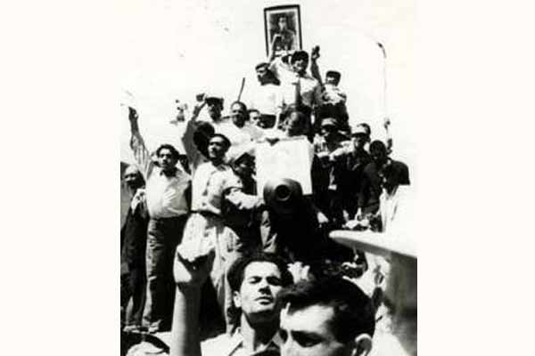 خاطرات مستند سید هادی خسروشاهی درباره تاریخ نگاری معاصر و کودتای 28 مرداد