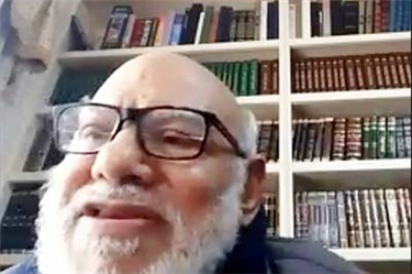 خسروشاهی به دلیل وسعت اندیشه و تبحر در علوم و مسائل مختلف، به اقیانوسی عظیم شبیه است