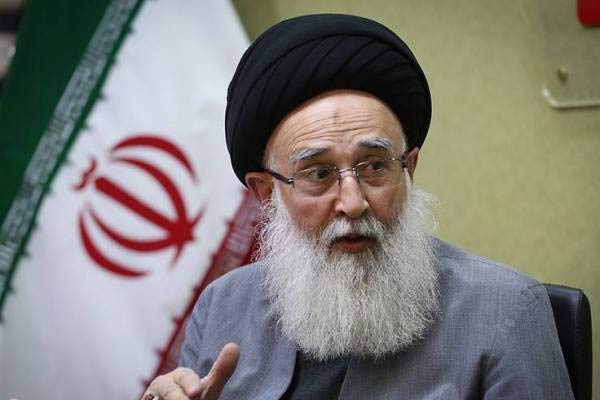 آیت الله قام مقامی: مرحوم خسروشاهی دنبال فهم آسمانی از قرآن کریم بود