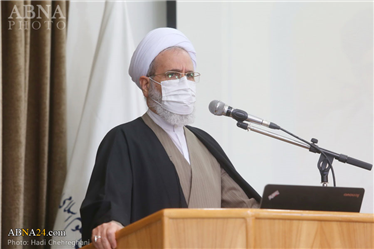 سخنرانی آیت الله اعرافی مدیر محترم حوزه ها ی علمیه در مراسم نکوداشت و رونمایی نرم افزار مجموعه آثار آیت الله سید هادی خسروشاهی رحمه الله