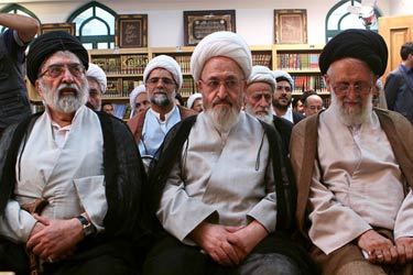 نگاه علامه به کورش کبیر