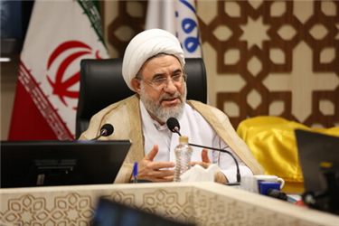 هر جا ورود نکرده ایم دشمن نفوذ کرده است، توجه به عرضه مناسب و آسان سازی آثار مرحوم خسروشاهی