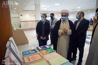 گزارش تصویری از حضور آیت الله رمضانی در کتابخانه استاد خسروشاهی (ره)