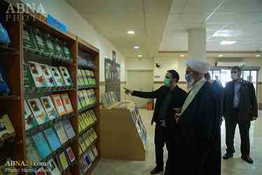 گزارش تصویری از حضور آیت الله رمضانی در کتابخانه استاد خسروشاهی (ره)
