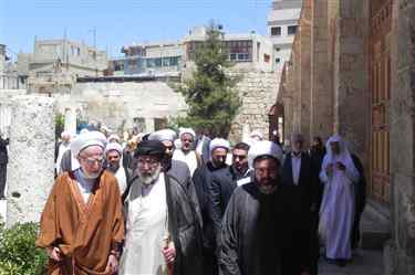با علماء لبنان در بازدید از مسجد