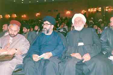 از راست: شیخ عثمان عبدالعزیز، استاد خسروشاهی، شیخ راشد الغنوشی